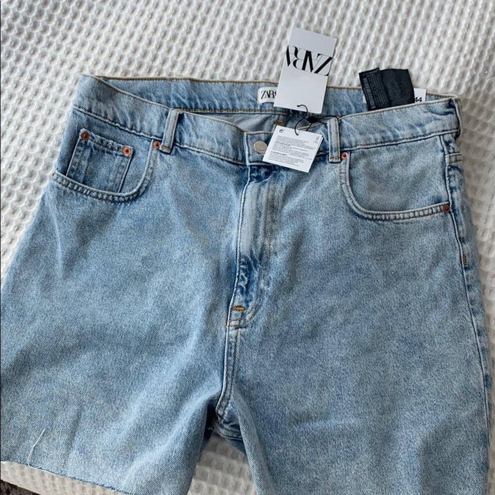 ZARA 90s Bermuda Shorts